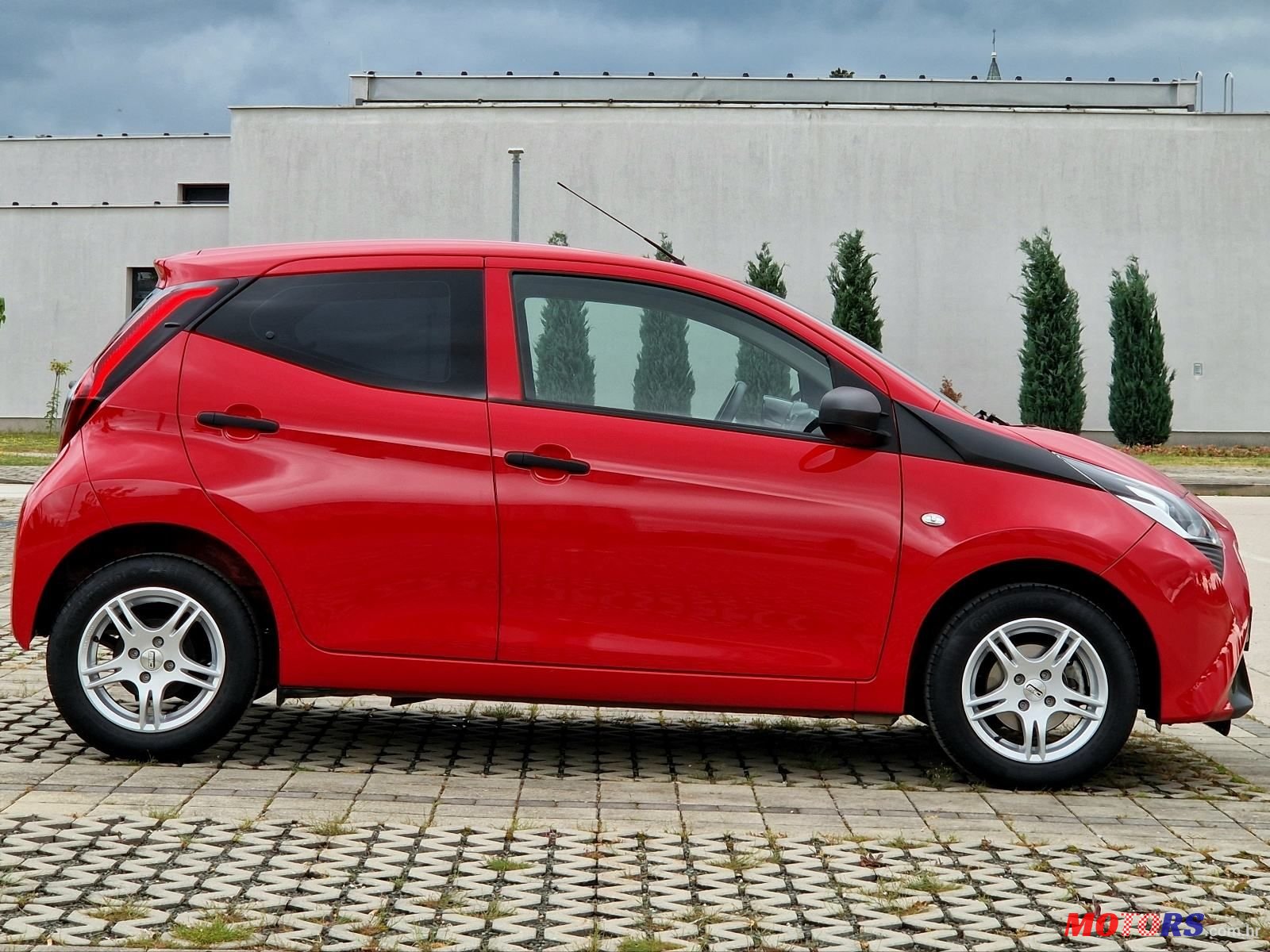 2020' Toyota Aygo 1,0 photo #5