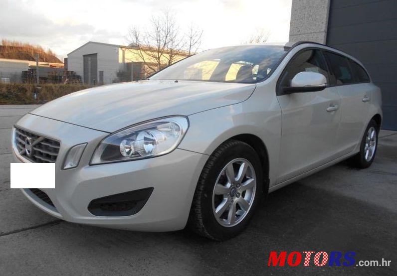 2011' Volvo V60 Drive photo #1