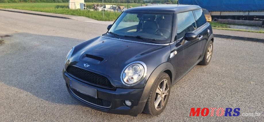 2007' MINI Cooper Cooper photo #1