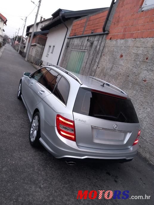 2012' Mercedes-Benz C-Klasa 200 Cdi T photo #3