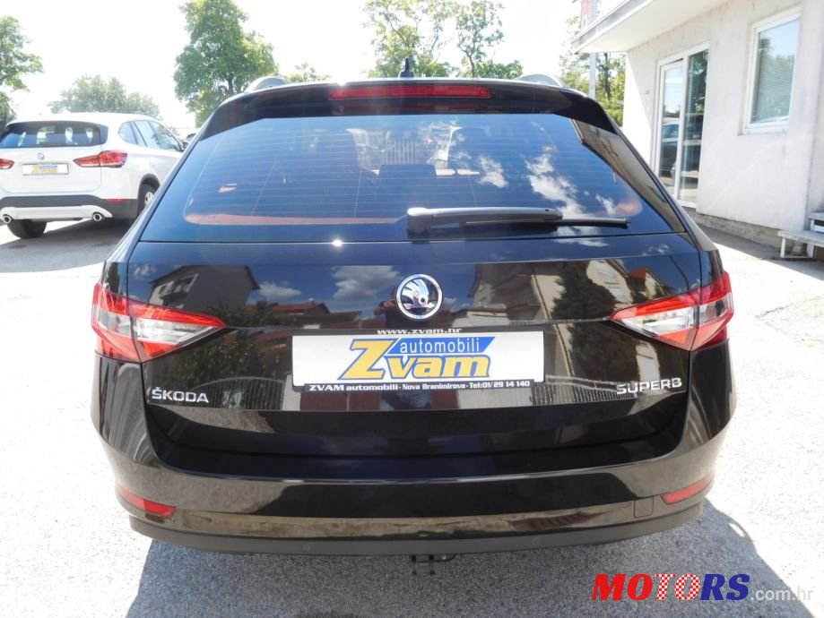 2018' Skoda Superb Combi photo #6