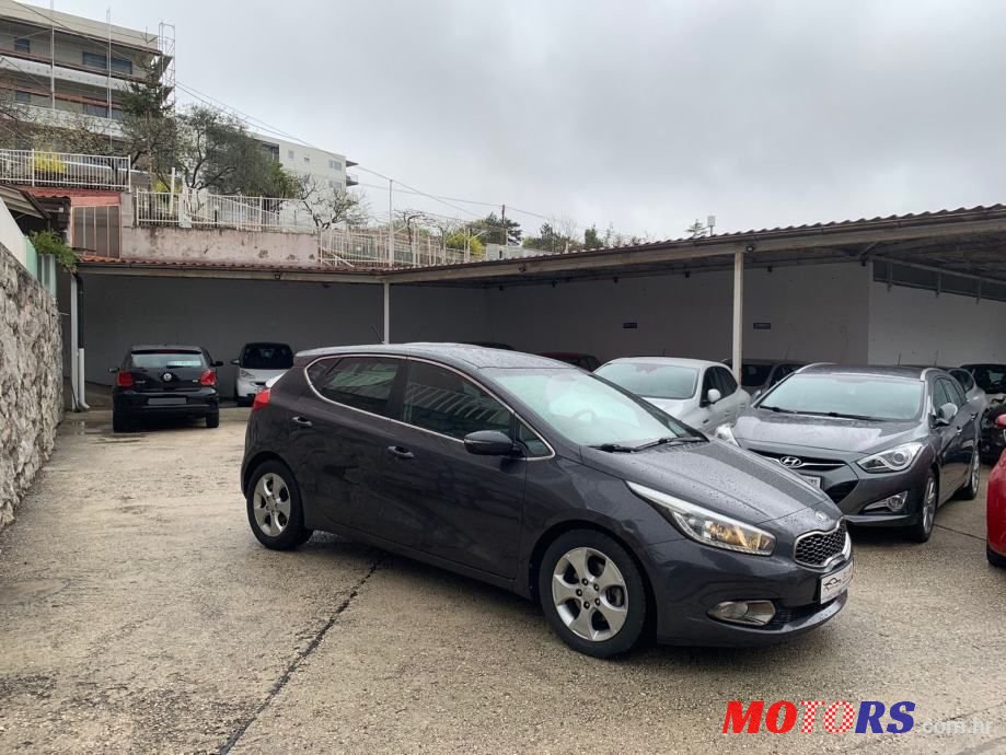 2013' Kia Ceed 1,6 Crdi Ex photo #4