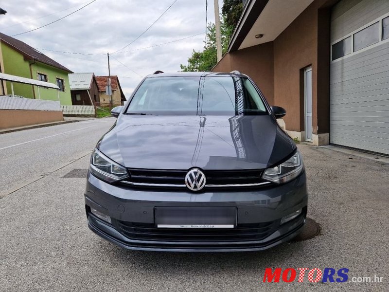 2017' Volkswagen Touran 1,6 Tdi photo #2