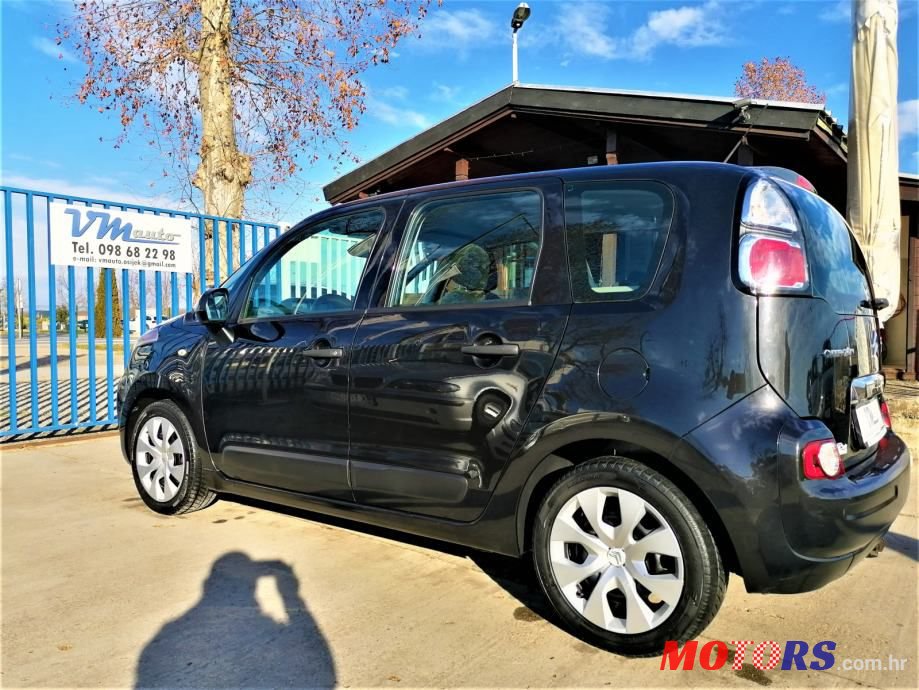2009' Citroen C3 Picasso photo #5