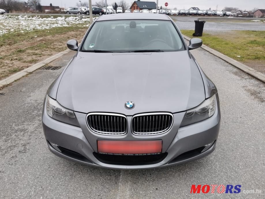 2011' BMW Serija 3 316D photo #2