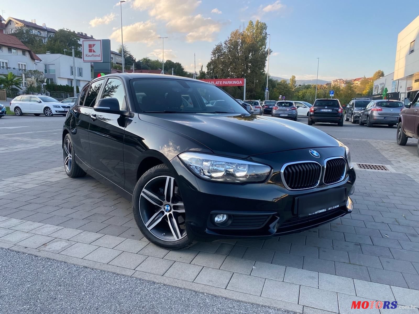2017' BMW Serija 1 116D photo #1