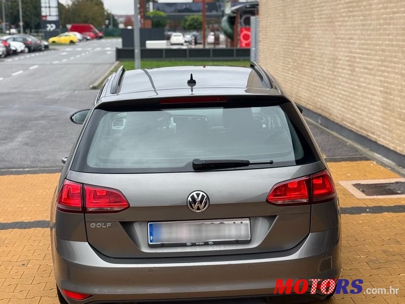 2015' Volkswagen Golf VII Variant photo #3