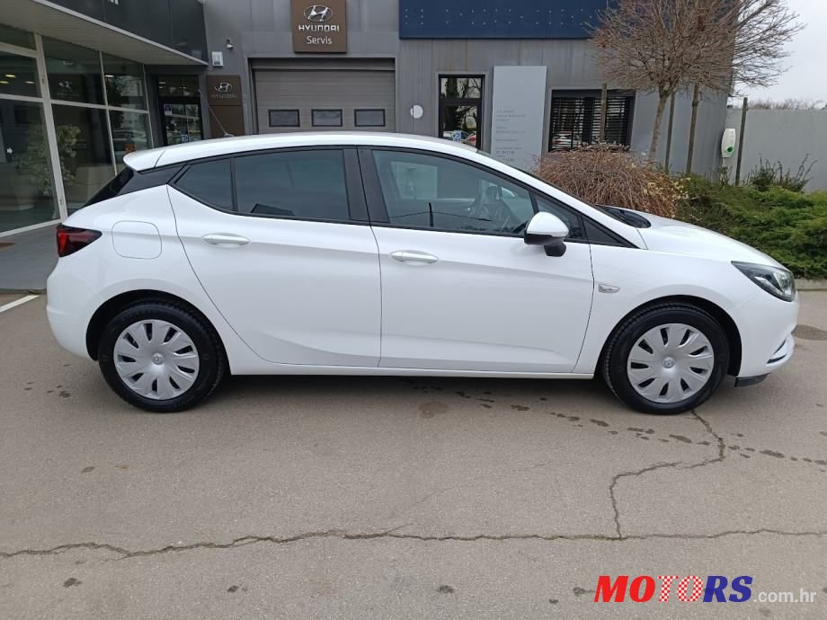 2016' Opel Astra 1.6 Cdti photo #4