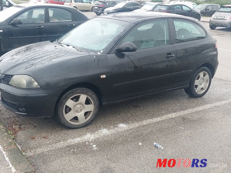 2004' SEAT Ibiza 1,9 Sdi photo #2