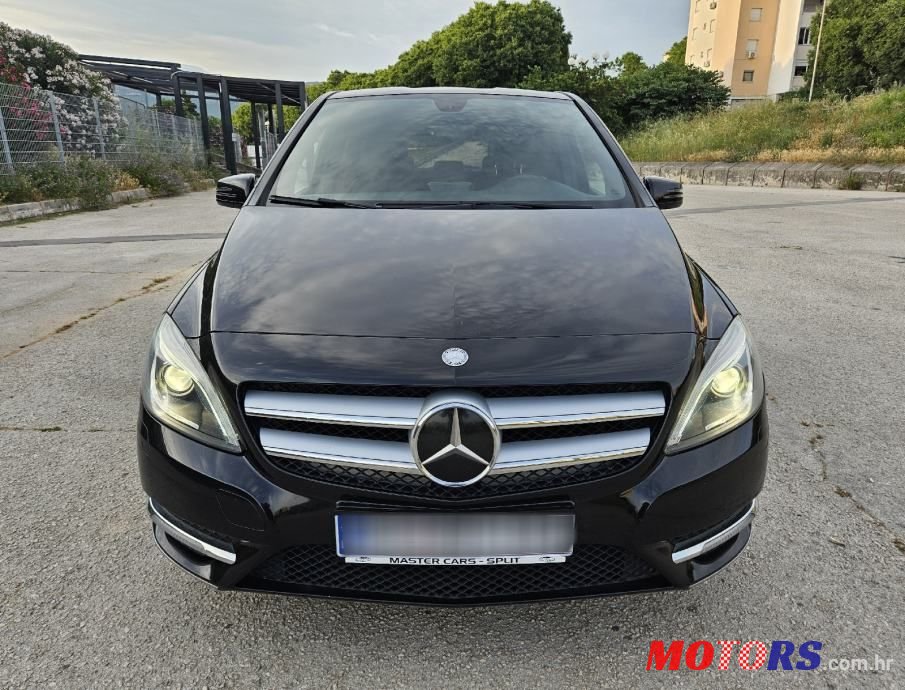 2013' Mercedes-Benz B-Klasa 180 Cdi photo #6