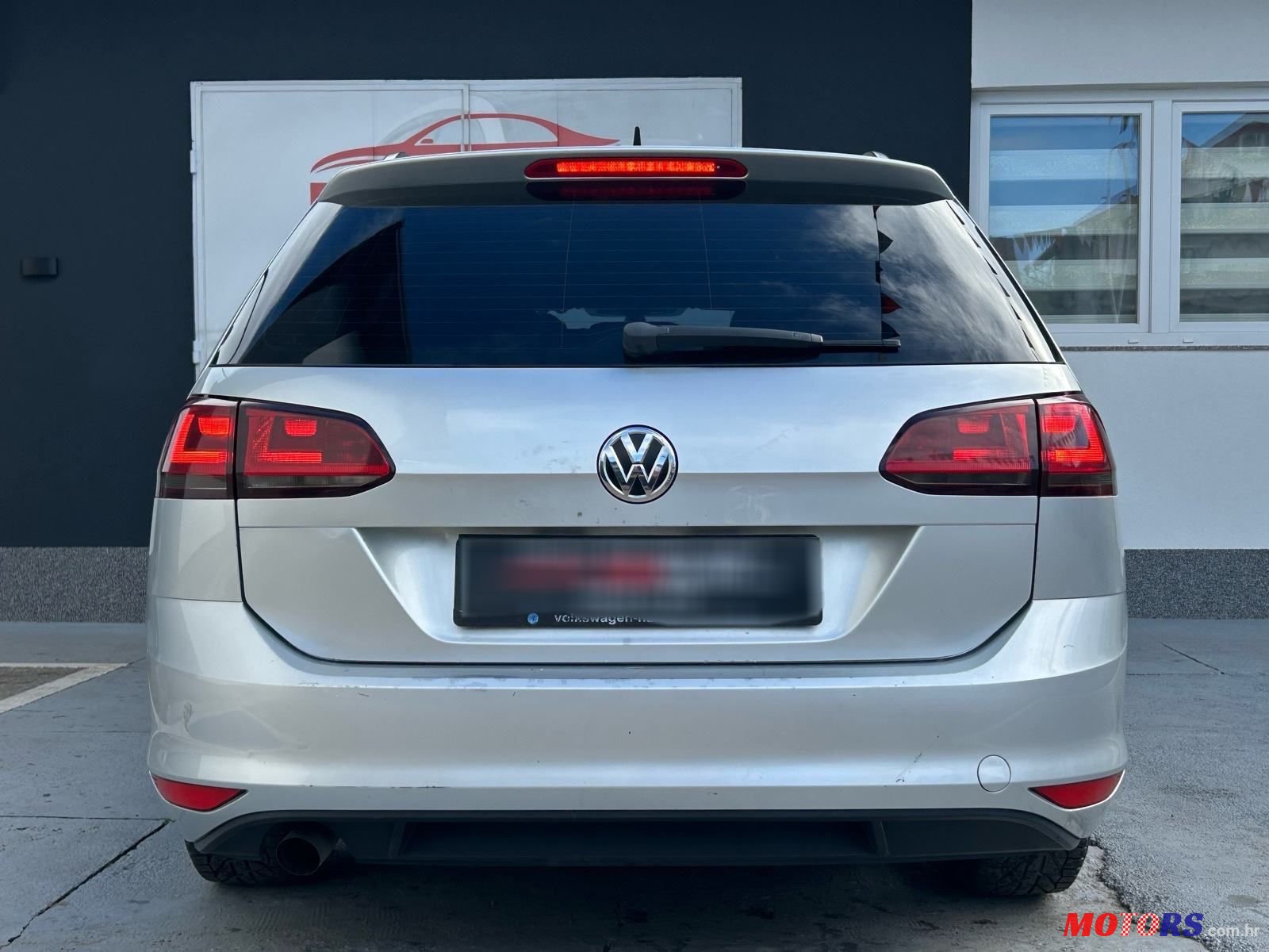 2014' Volkswagen Golf VII Variant photo #5