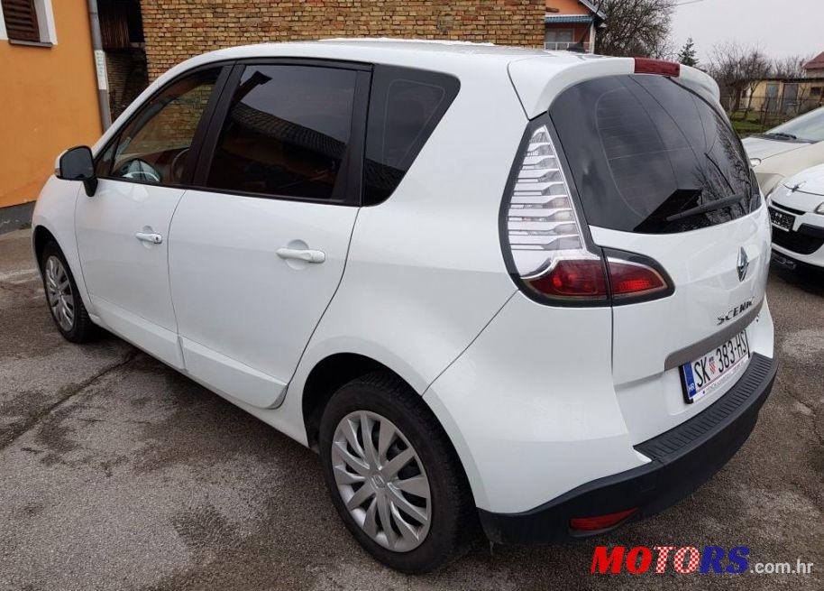 2014' Renault Scenic Dci photo #1