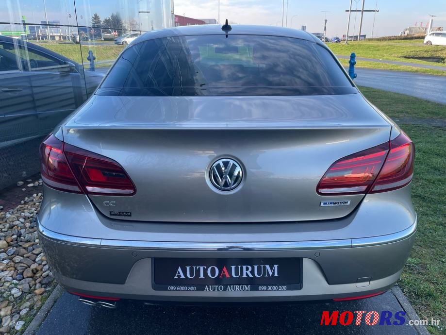 2014' Volkswagen Passat 2,0 Tdi Bmt photo #4