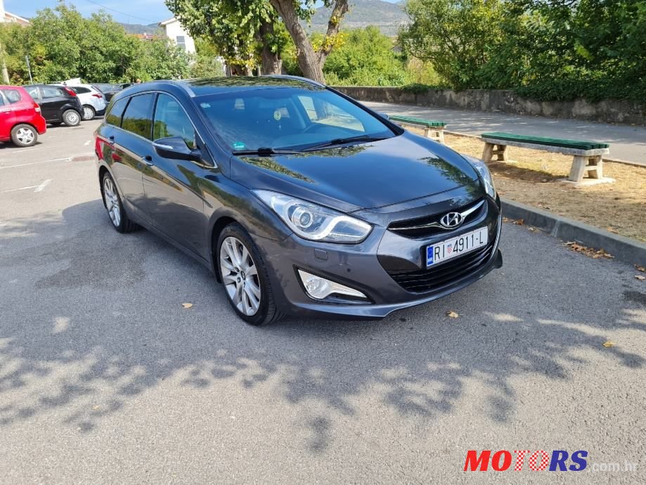 2014' Hyundai i40 1,7 Crdi photo #1
