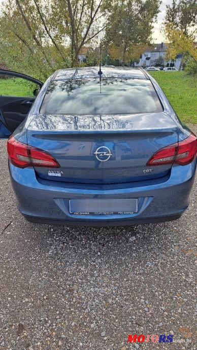 2018' Opel Astra 1.6 Cdti photo #5