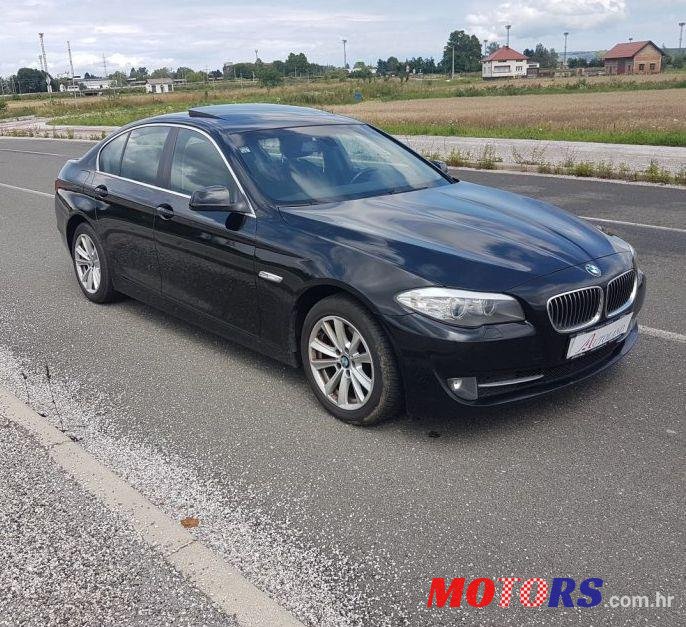 2010' BMW Serija 5 520D photo #1