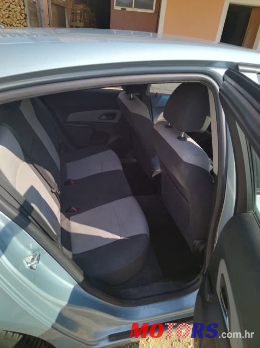 2012' Chevrolet Cruze 1,6 photo #2
