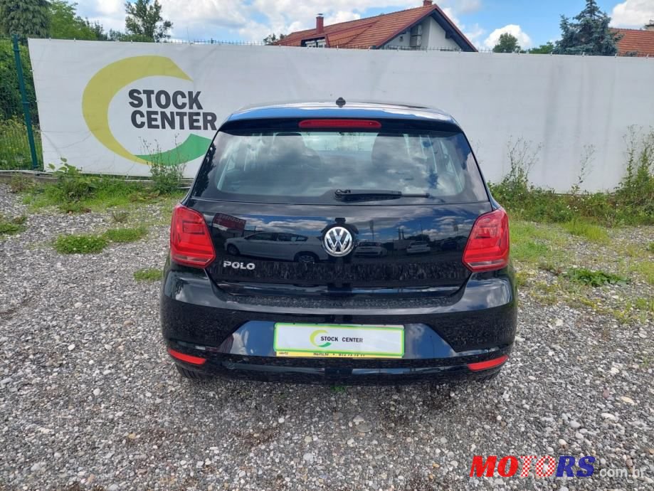 2016' Volkswagen Polo photo #4
