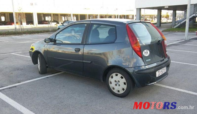 2002' Fiat Punto 1,2 Sx photo #1