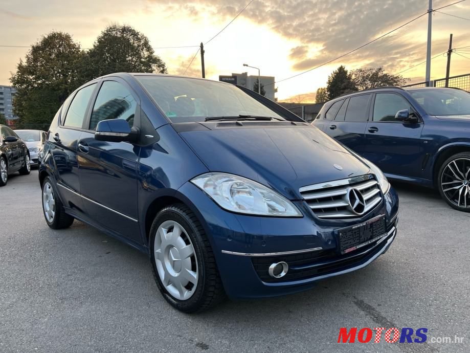 2011' Mercedes-Benz A-Klasa 180 Cdi photo #1