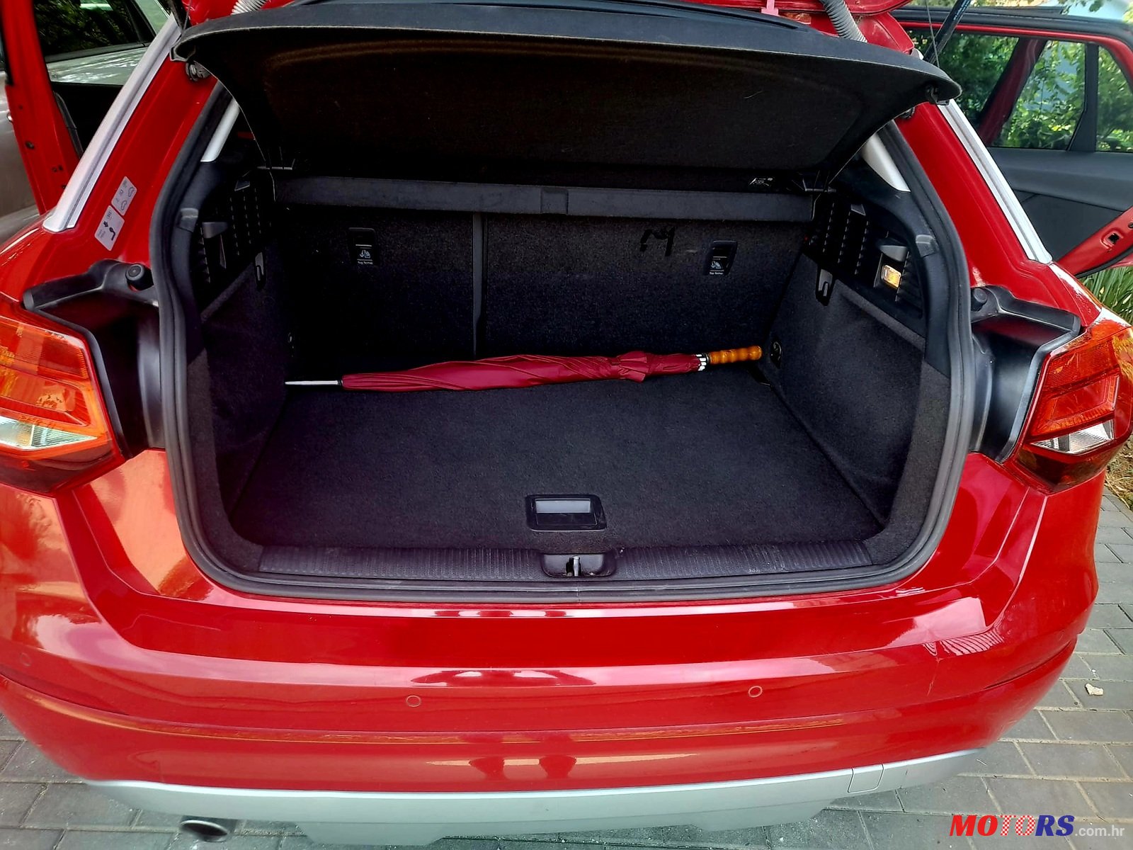 2017' Audi Q2 photo #6