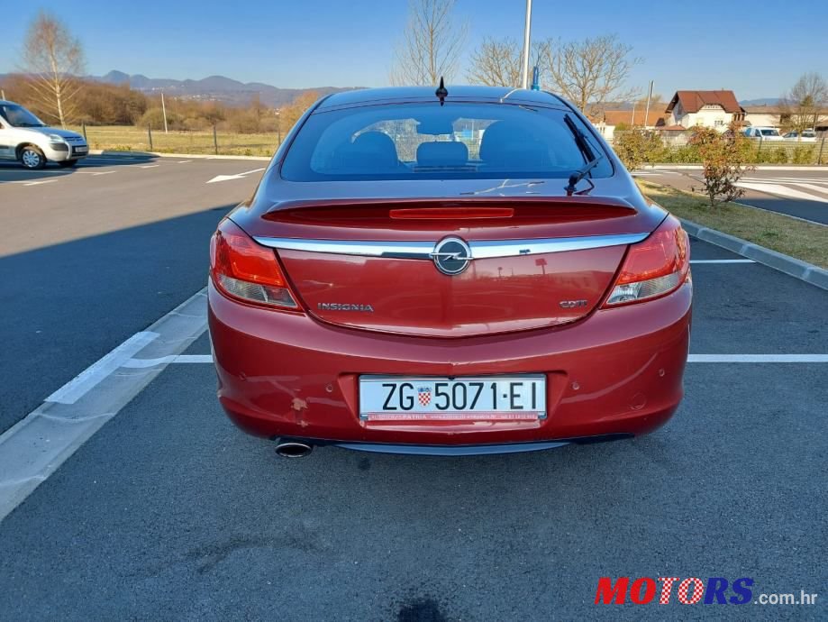2010' Opel Insignia Sport photo #4