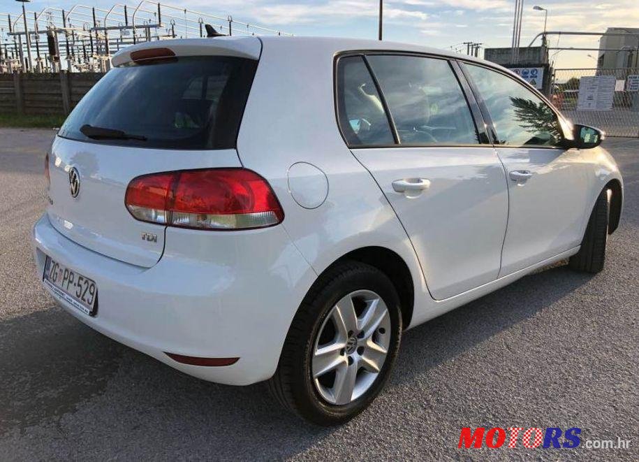 2010' Volkswagen Golf VI photo #2