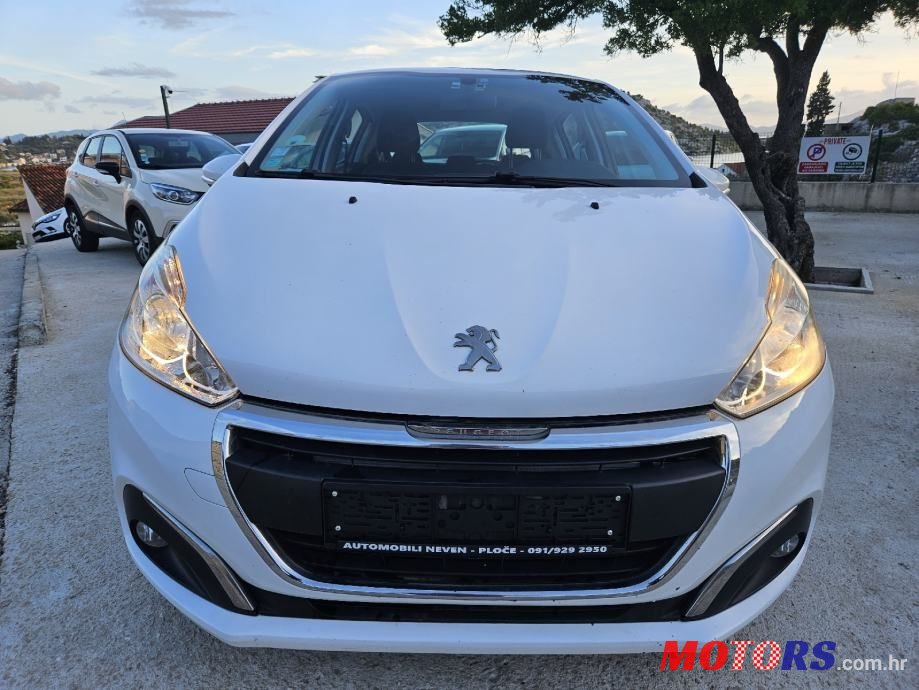 2016' Peugeot 208 1,6 Bluehdi photo #2