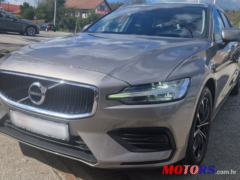 2019' Volvo V60 D3 photo #5