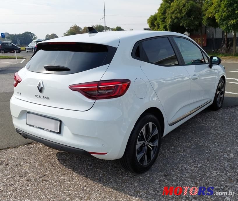 2023' Renault Clio Tce photo #5