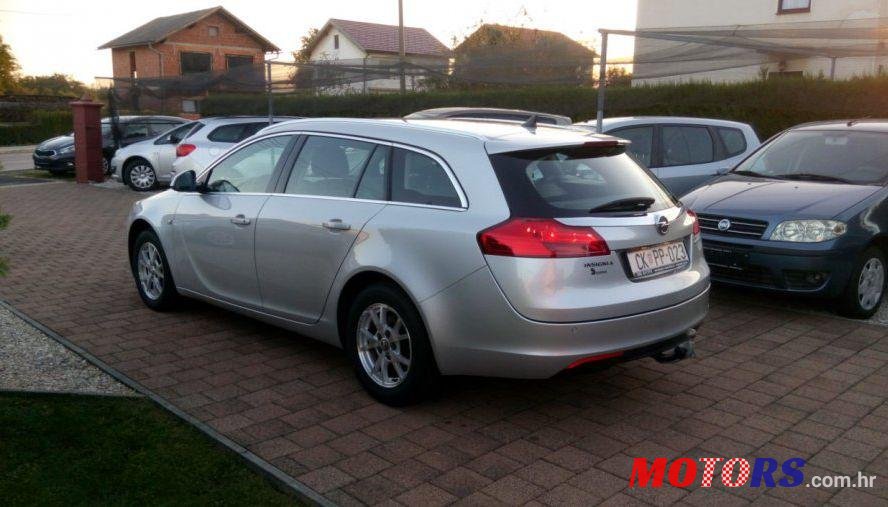 2013' Opel Insignia Karavan photo #2