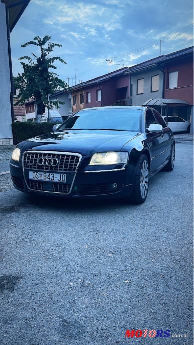 2004' Audi A8 4,2 V8 photo #1