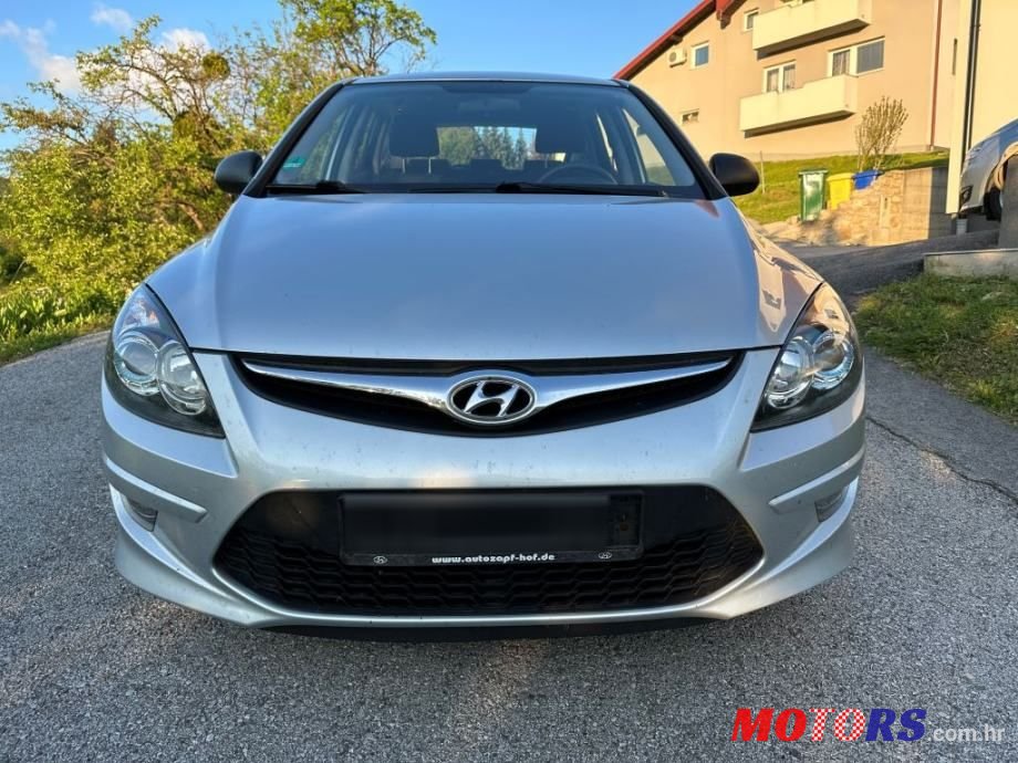 2010' Hyundai i30 1,6 Crdi photo #5
