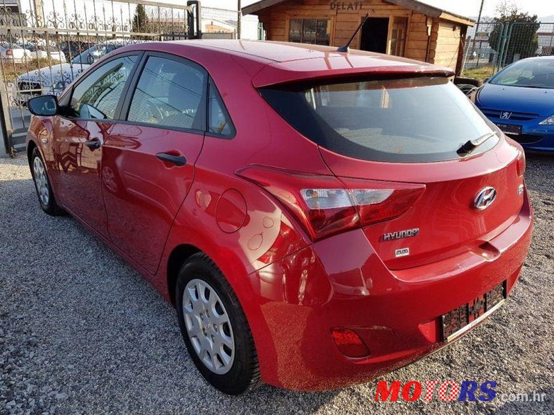 2013' Hyundai I30 1,4 Crdi photo #2