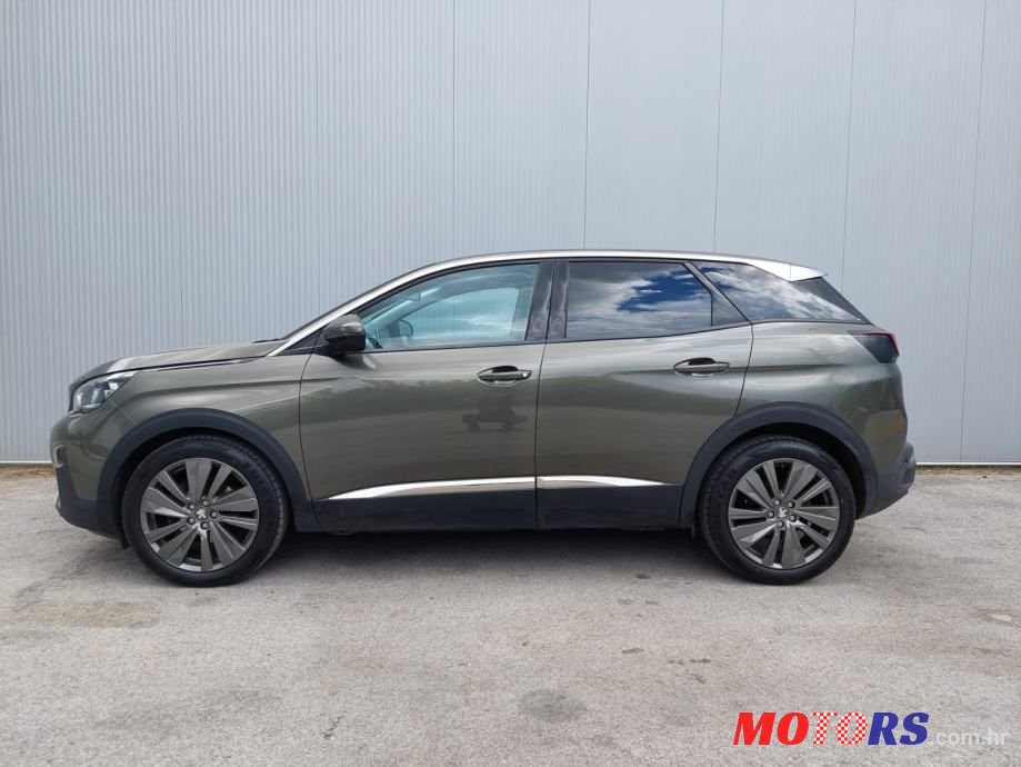 2016' Peugeot 3008 1,6 Bluehdi photo #2