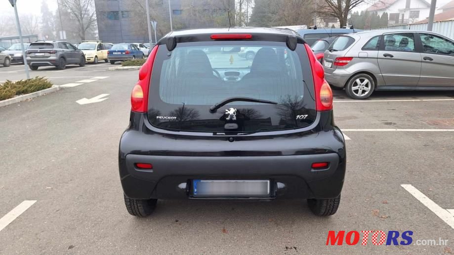 2009' Peugeot 107 1.0 Urban photo #6