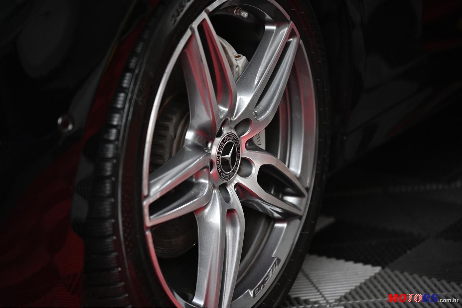 2019' Mercedes-Benz E-Klasa 220 D photo #4