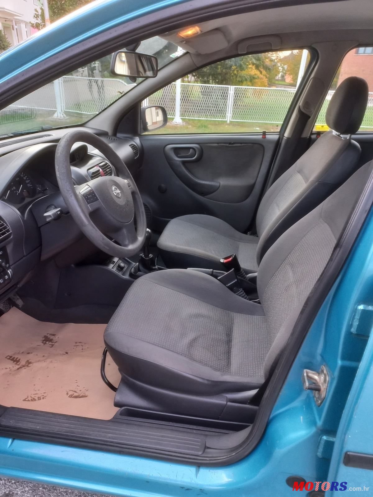 2003' Opel Corsa 1.0 photo #3