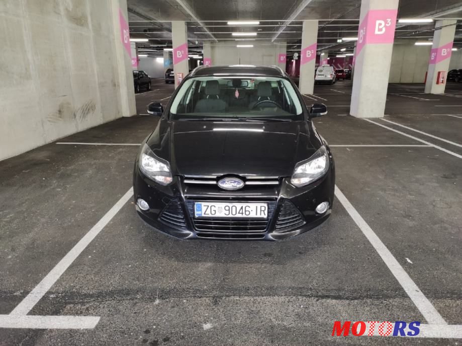 2013' Ford Focus Karavan photo #3