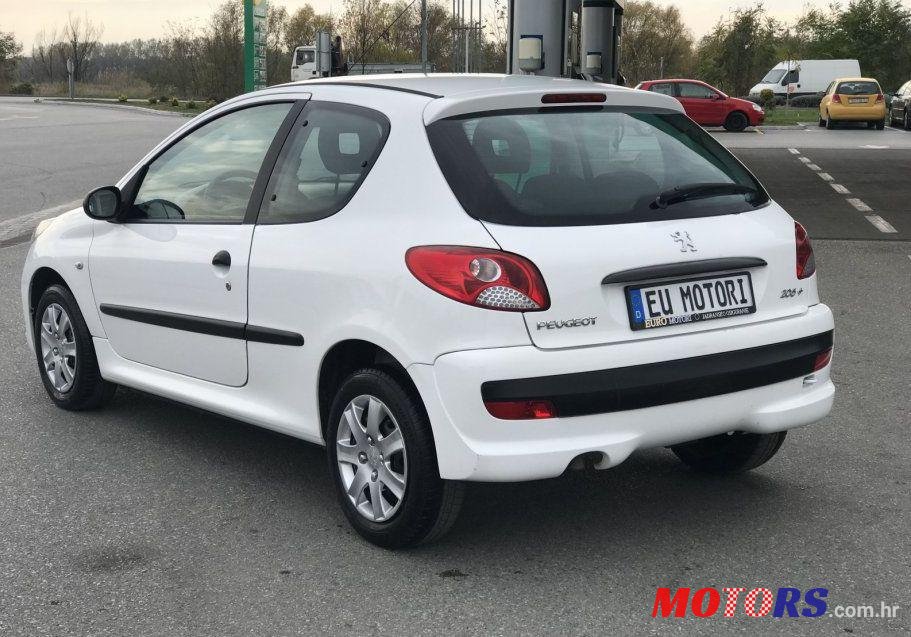 2011' Peugeot 206 1,4 Hdi photo #1