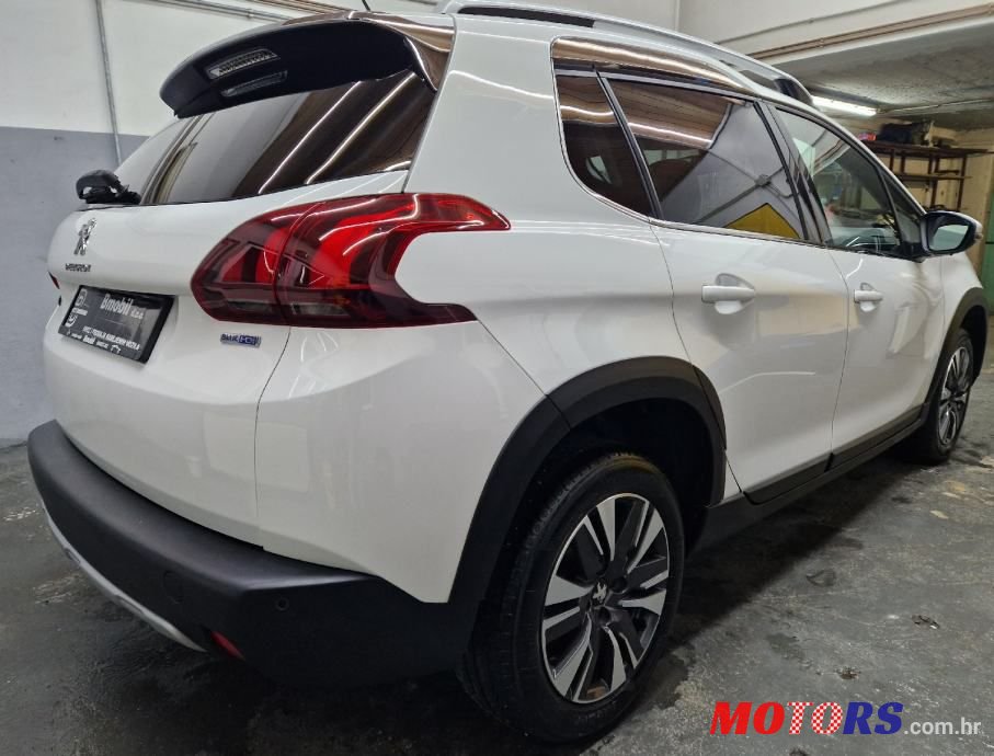 2016' Peugeot 2008 photo #6