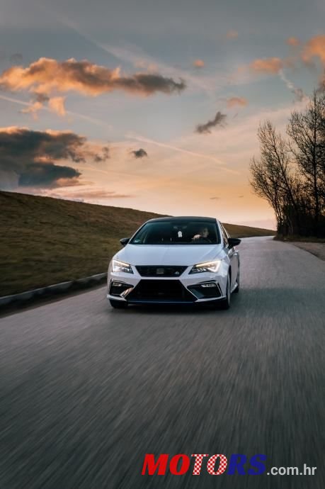 2017' SEAT Leon 1,8 Tsi photo #3