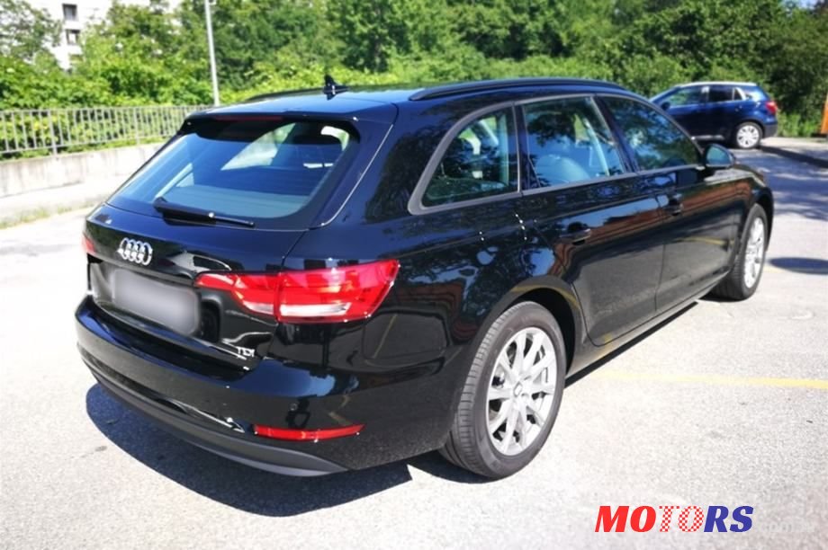 2016' Audi A4 Avant photo #5