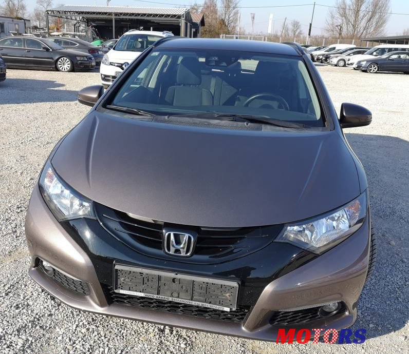 2015' Honda Civic Aerodeck photo #3