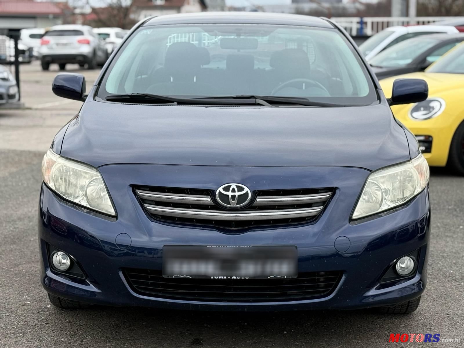 2009' Toyota Corolla Sedan photo #3