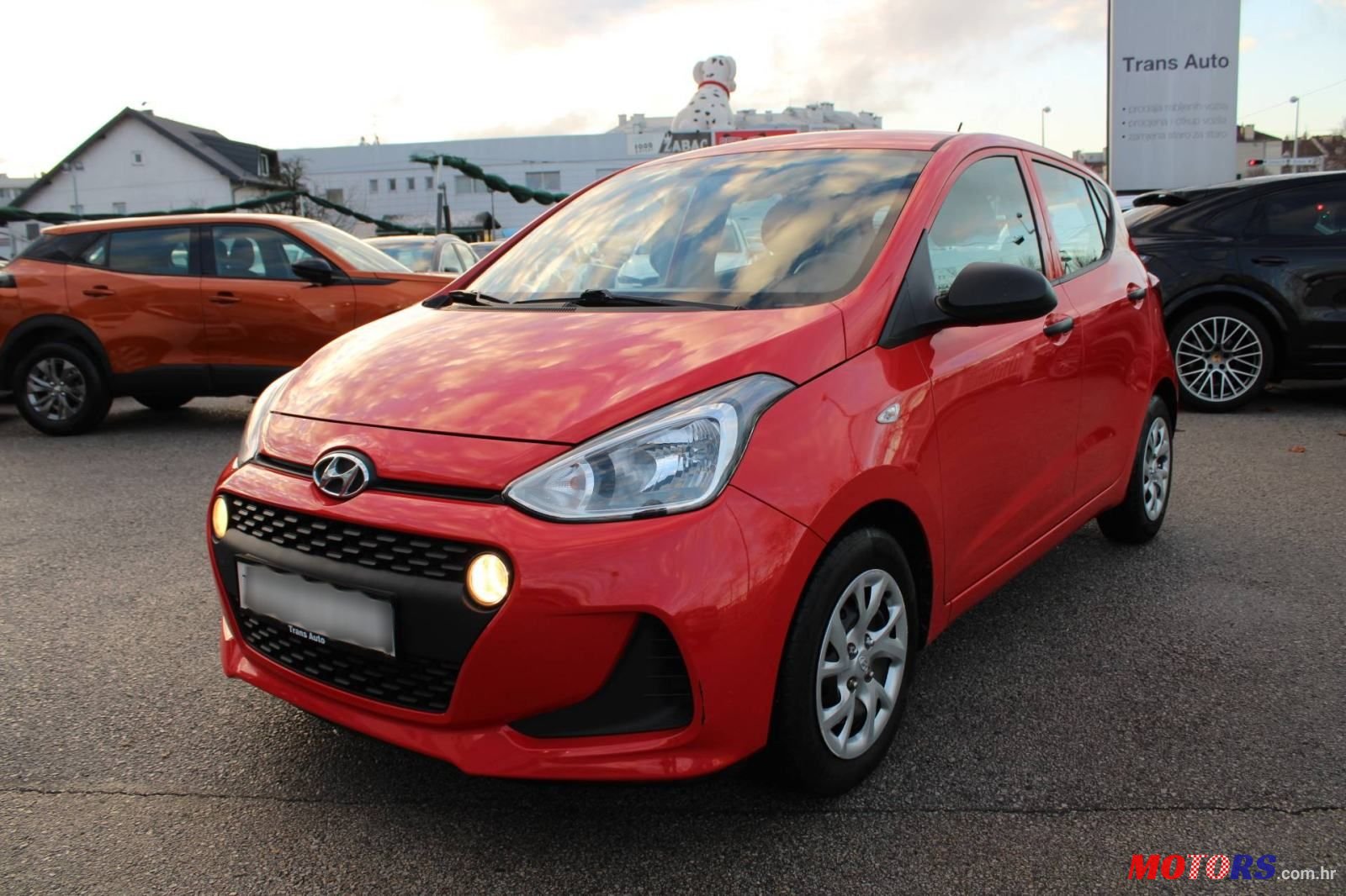 2019' Hyundai i10 1.0 photo #1