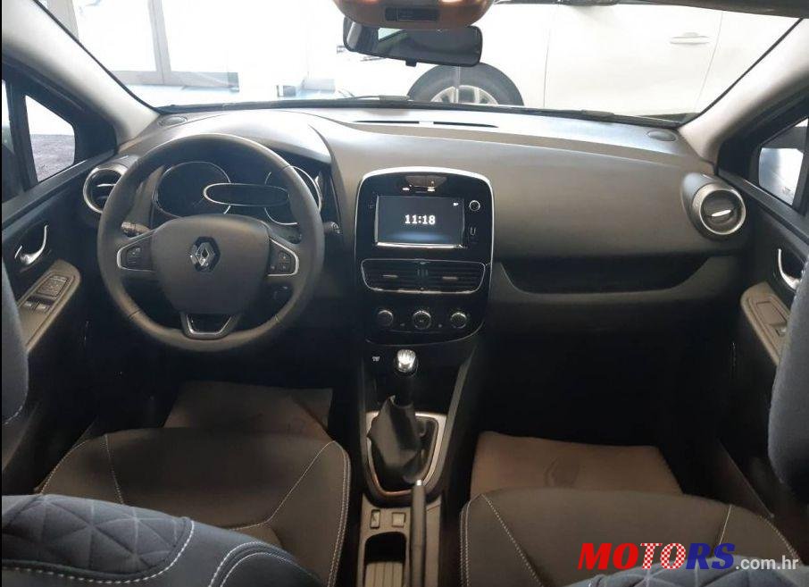 2018' Renault Clio photo #1