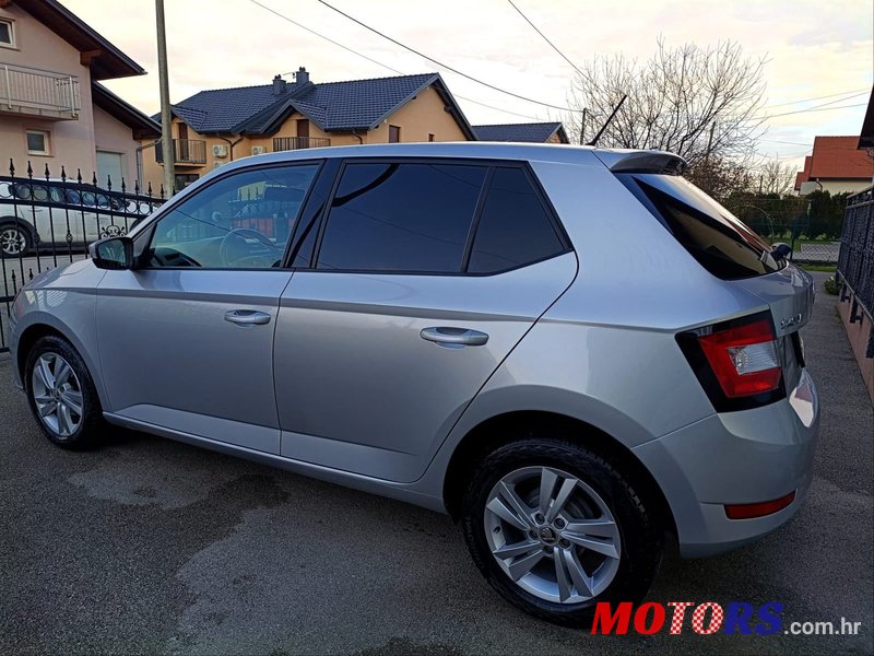 2019' Skoda Fabia 1,0 photo #5