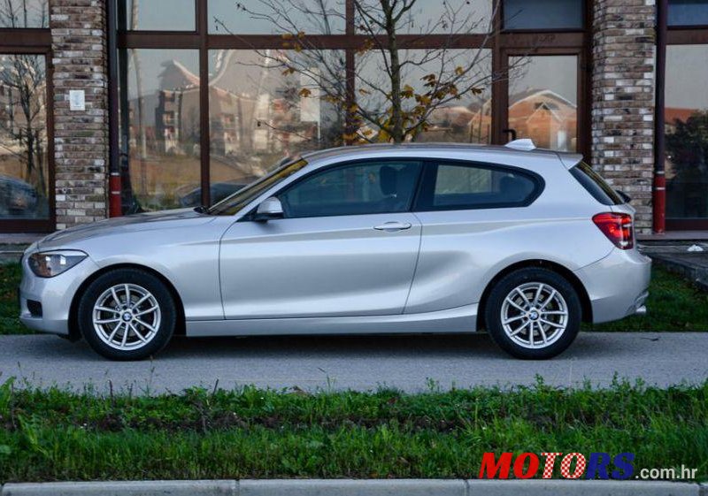 2013' BMW Serija 1 116D photo #1