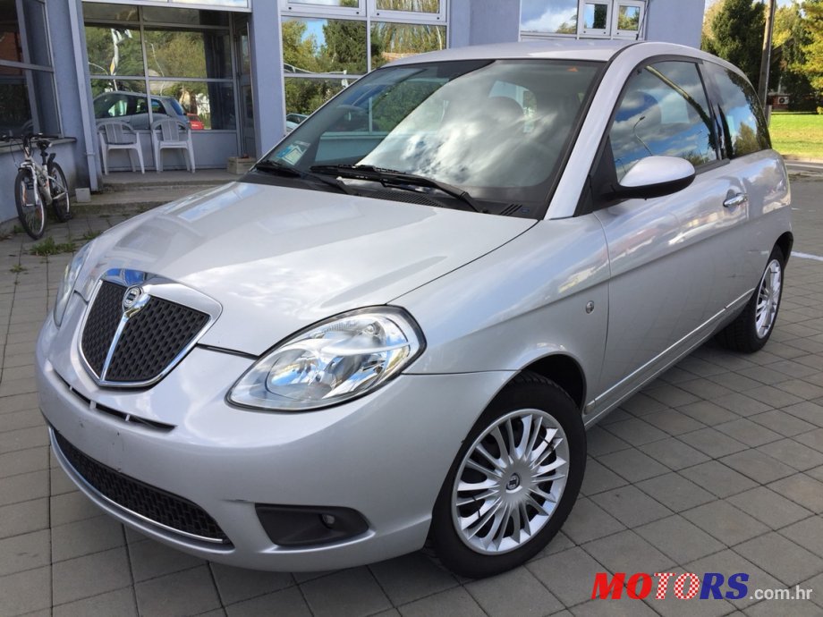 2007' Lancia Y photo #1